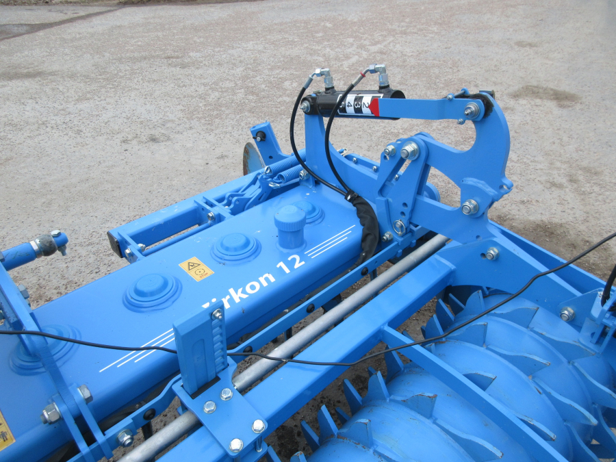 5398 Lemken Zirkon 12 power harrow 3 m