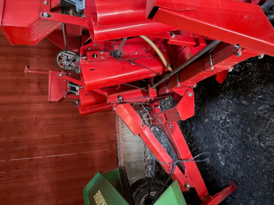 5399 Kverneland Underhaug UN3200 Legemaschine 
