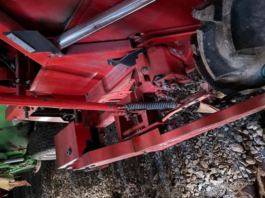 5399 Kverneland Underhaug UN3200 Legemaschine 