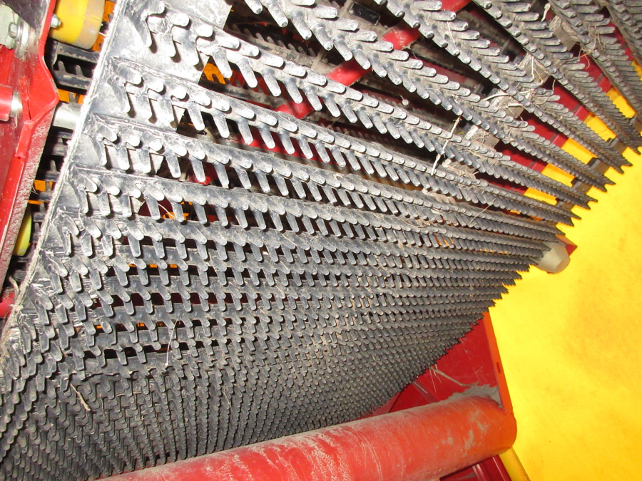 5403 Grimme SE75-40 potato harvester for sale used machine