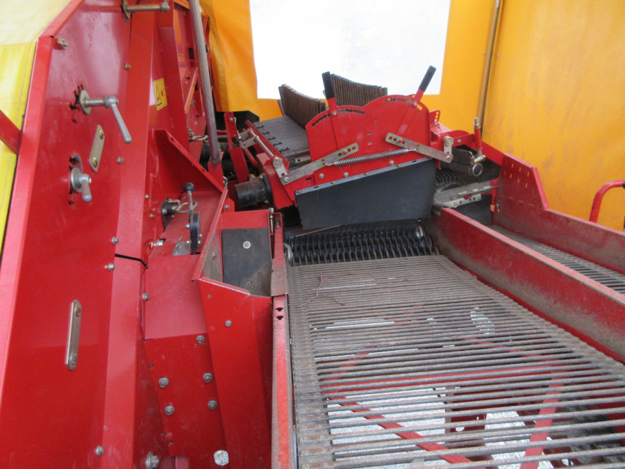 5403 Grimme SE75-40 potato harvester for sale used machine