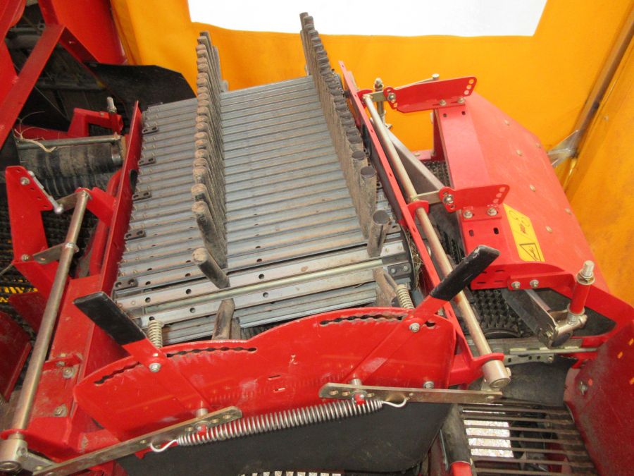 5403 Grimme SE75-40 potato harvester for sale used machine