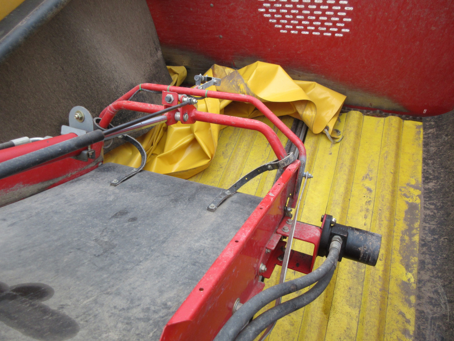 5403 Grimme SE75-40 potato harvester for sale used machine