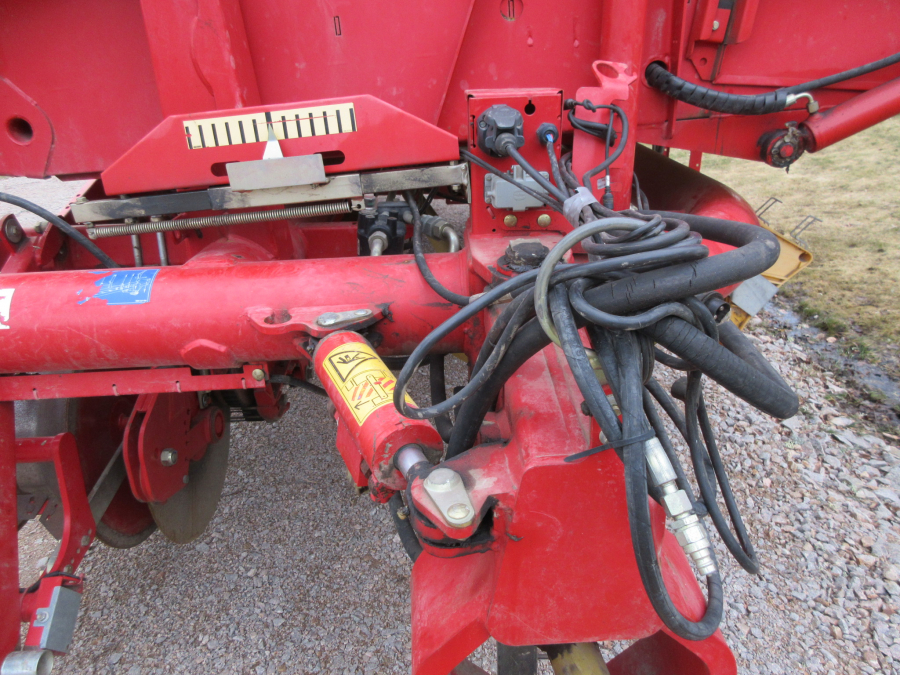 5403 Grimme SE75-40 potato harvester for sale used machine