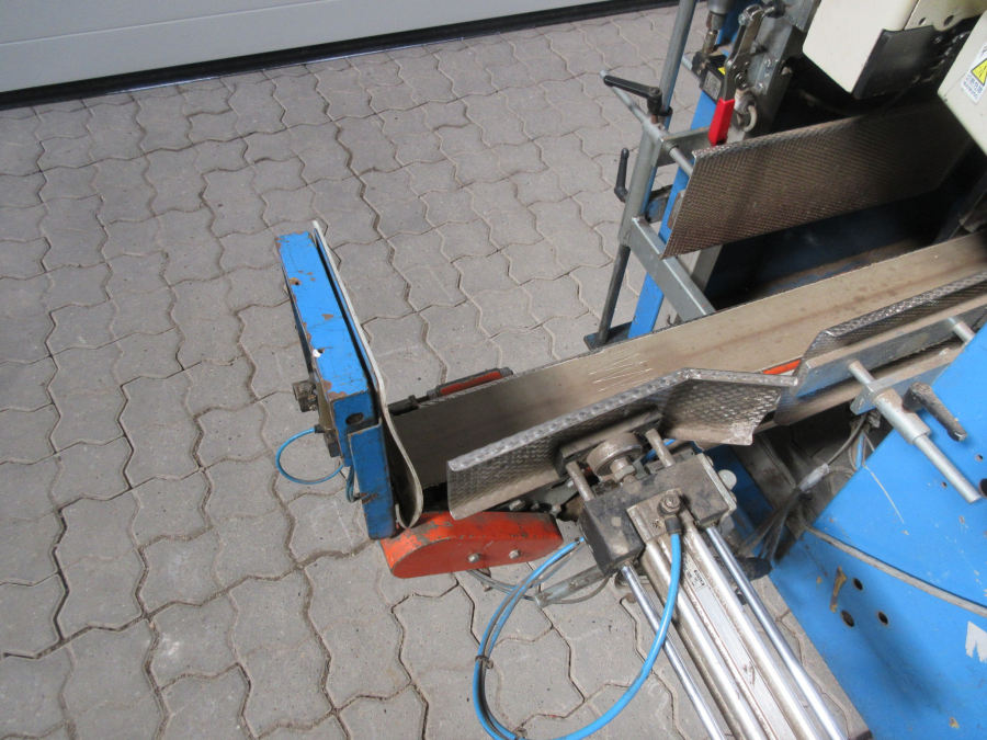 5417 EMVE BE5000 paper bagger