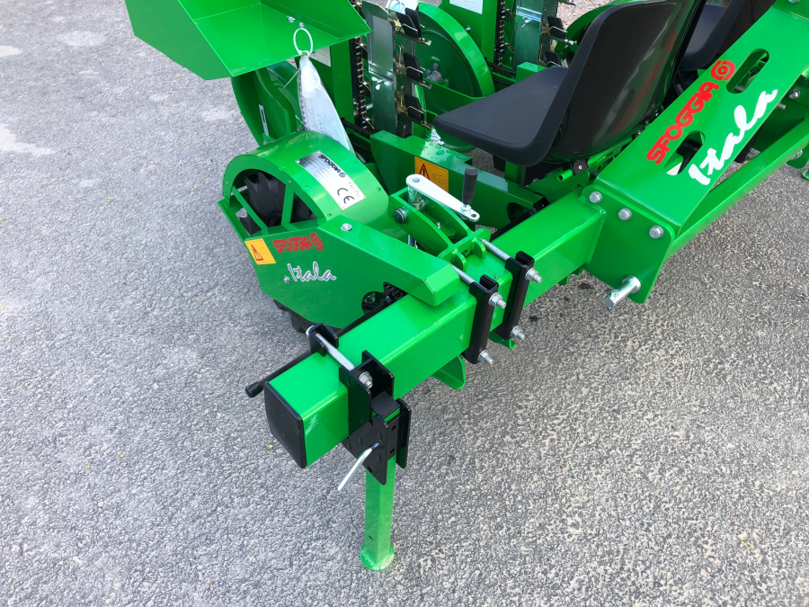 5438 Sfoggia Itala planting machine 2 row