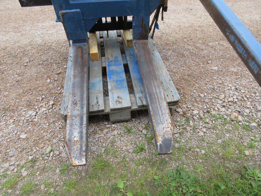 5446 Box turner side tipping