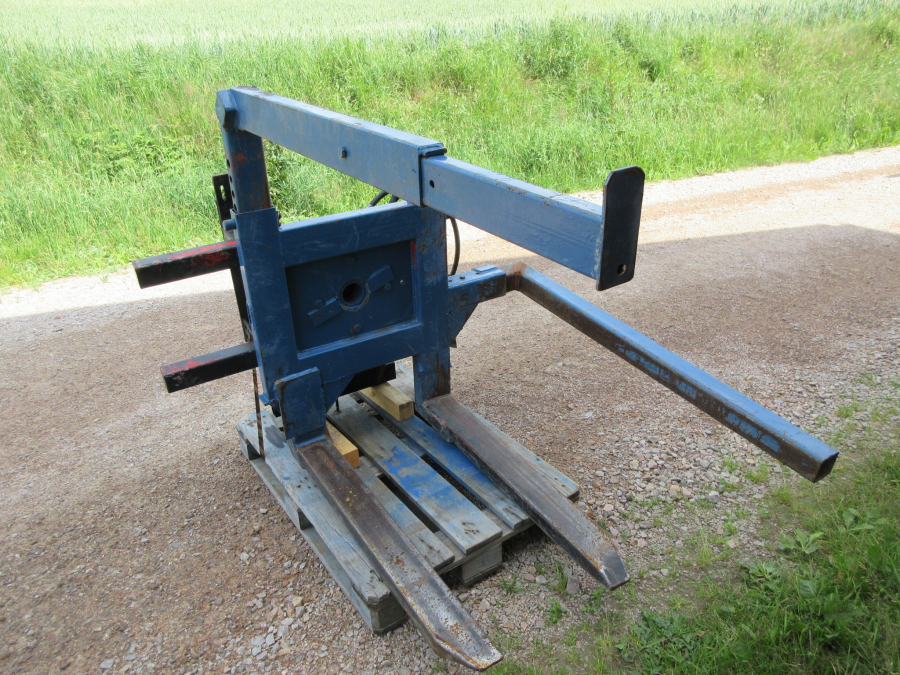 5446 Box turner side tipping