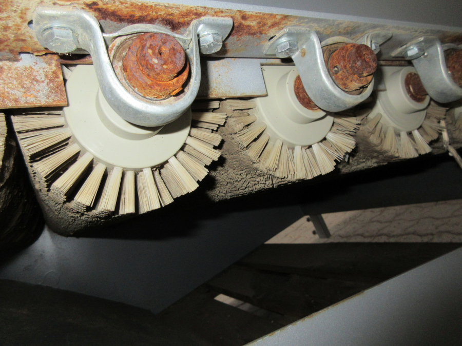 5453 Skals brushing machine potato brusher 