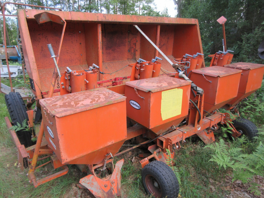 5470 Underhaug UN 4x85 Legemaschine Kartoffel