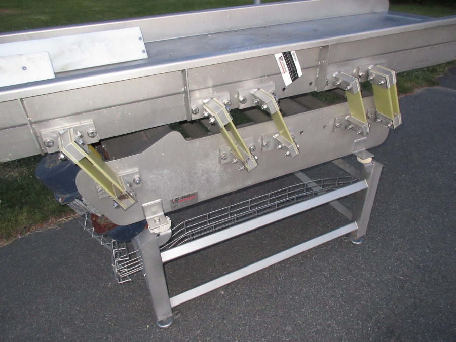 5471 Cabinplant vibratory feeder