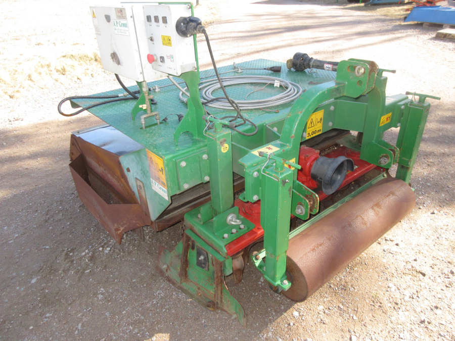 5475 Mingozzi bed weeder 