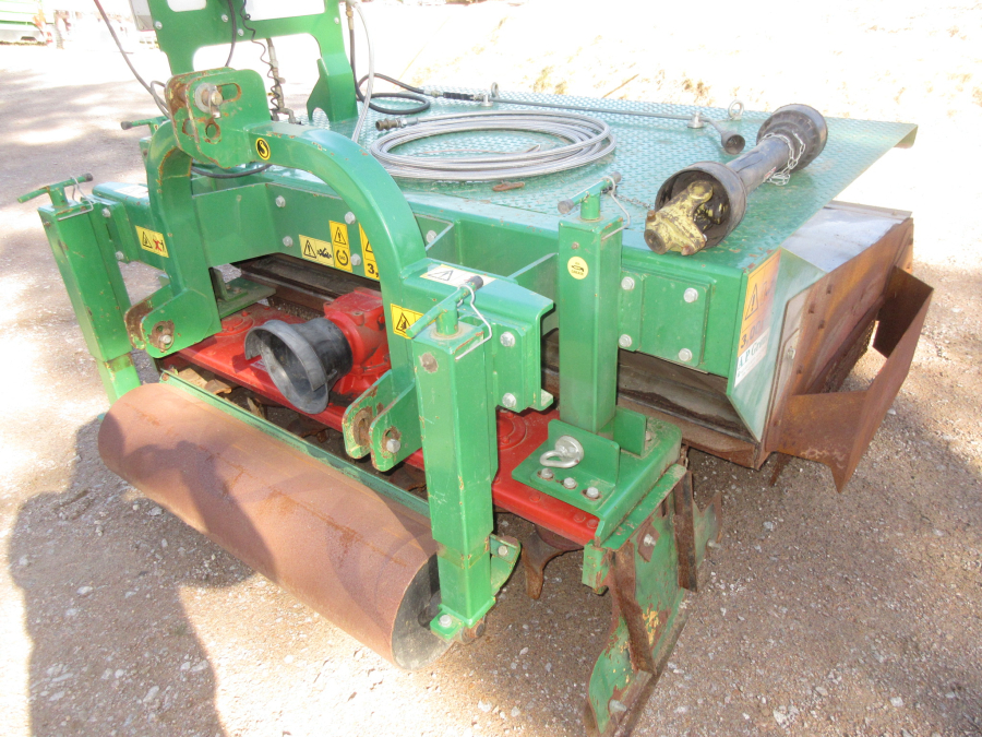 5475 Mingozzi bed weeder 