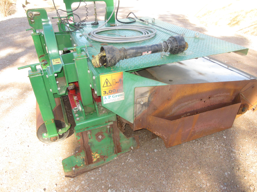 5475 Mingozzi bed weeder 