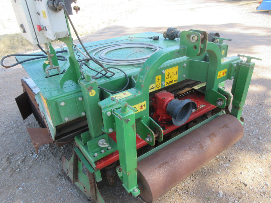 5475 Mingozzi bed weeder 