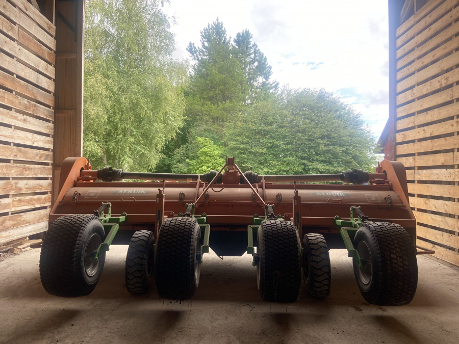 5483 Struik haulm topper 4 row x 85 or 90 cm