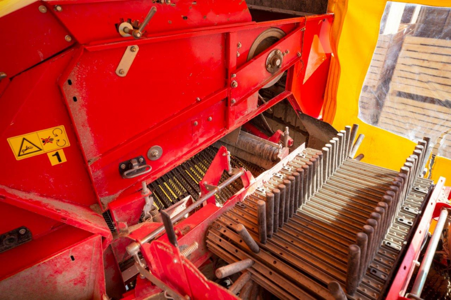 5489 Grimme SE75-40 potato harvester used second hand