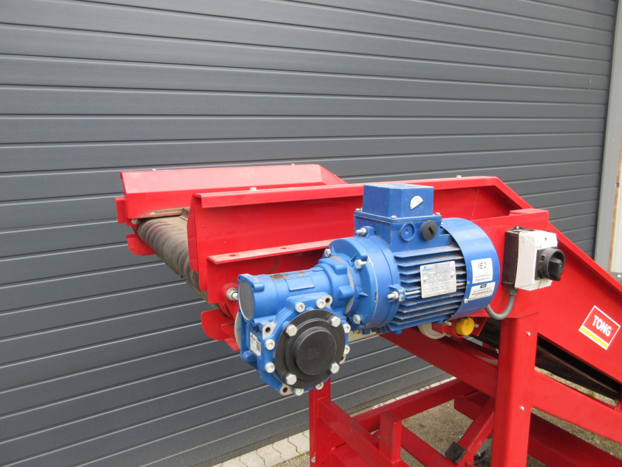 5497 Tong elevator 2300x750 mm. +700 mm Swahn
