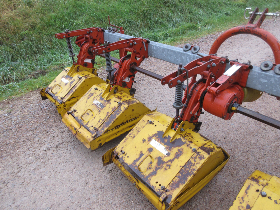 5507 Breviglieri interrow cultivator 4 row
