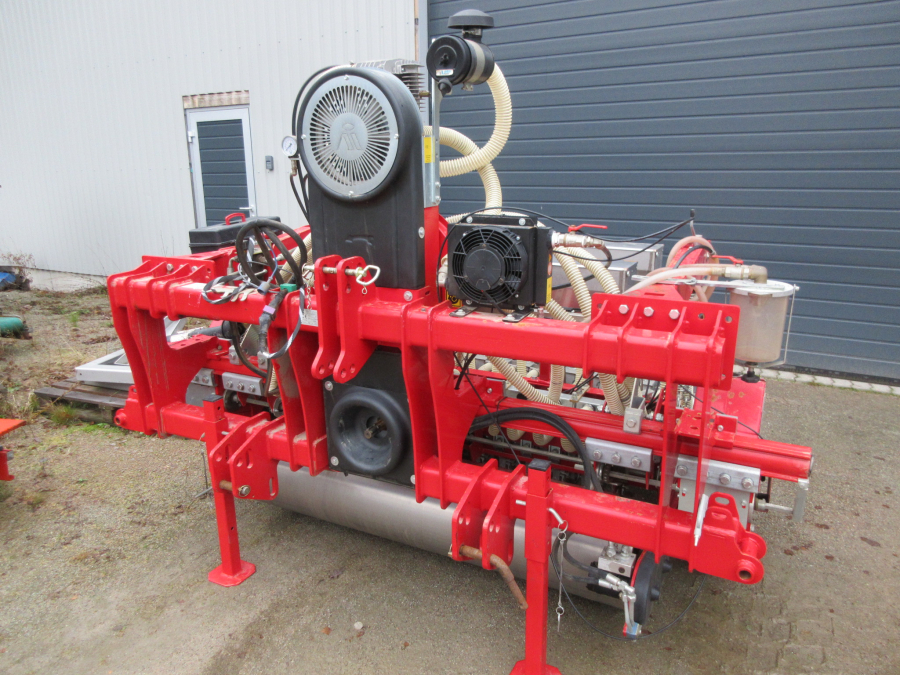 5511 Agricola Italiana AI-640 SNT precision seeder