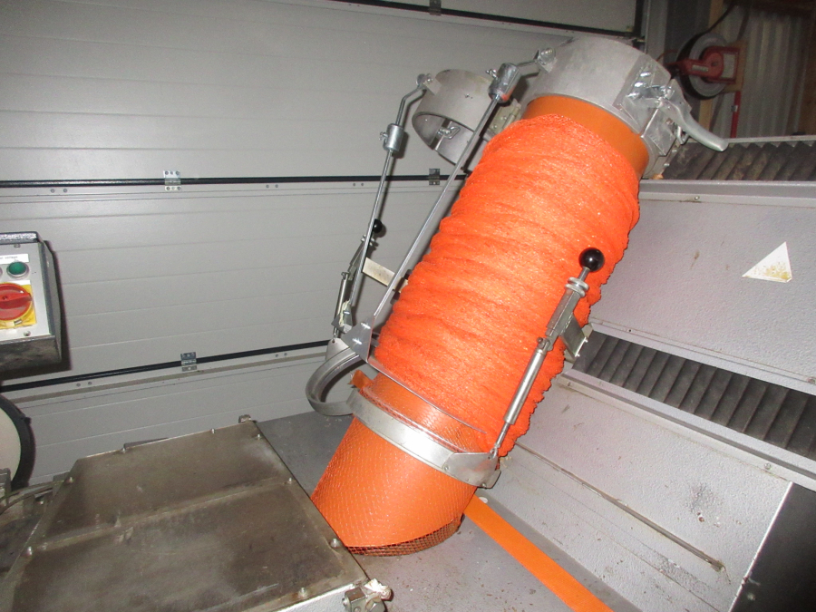 5516 C-Pack VAC 929 Clipautomat