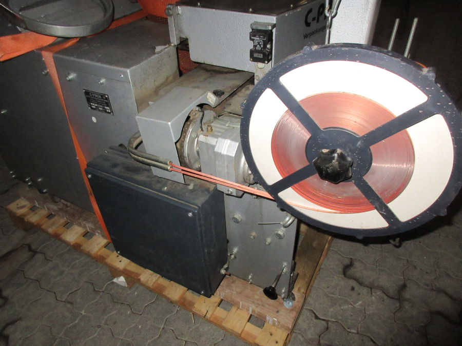 5516 C-Pack VAC 929 Clipautomat