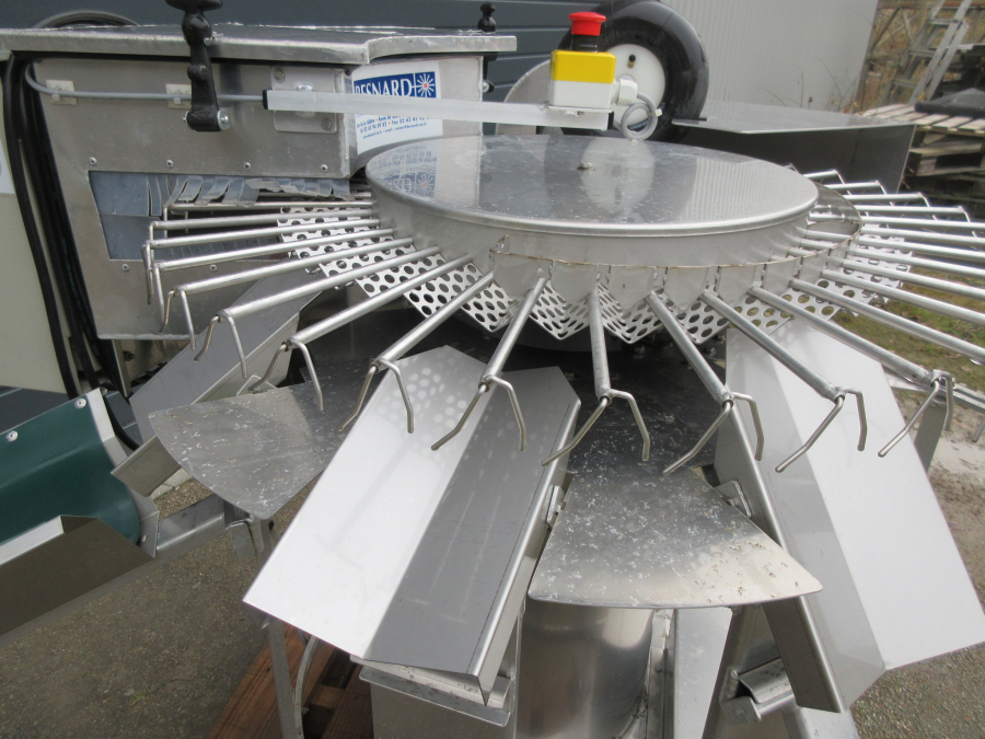 5525 Besnard Spargelwaschmaschine / Spargelsortierer