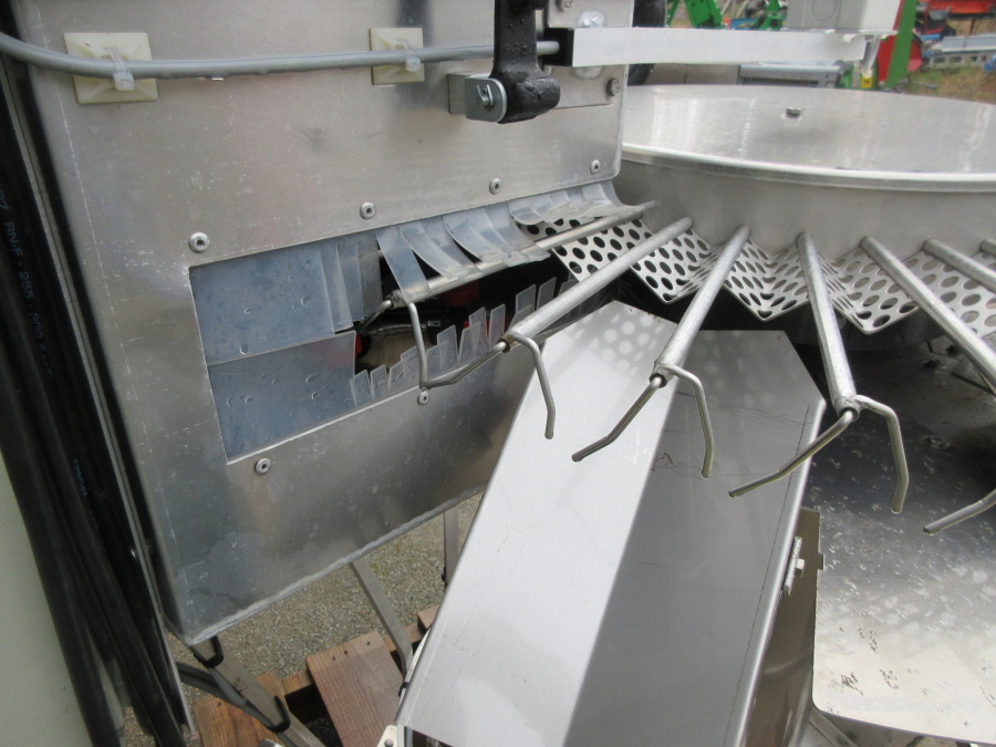 5525 Besnard Spargelwaschmaschine / Spargelsortierer