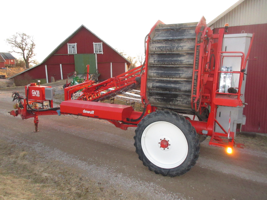 5528 Dewulf GKII Möhrenroder mit Elevator 2 Reihe