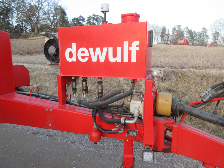 5528 Dewulf GKII Möhrenroder mit Elevator 2 Reihe