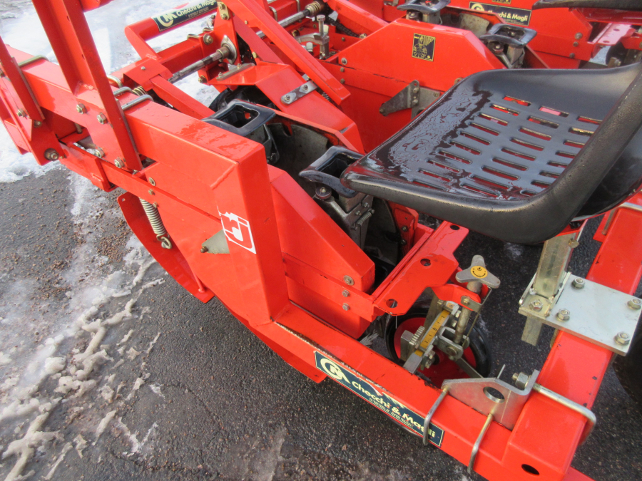 5537 Checchi & Magli Wolf Pflanzmaschine