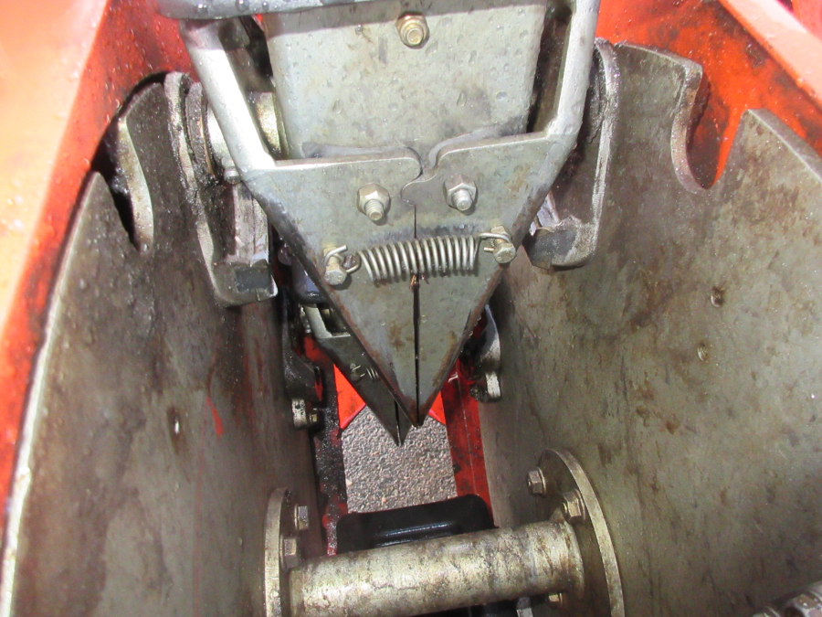 5537 Checchi & Magli Wolf Pflanzmaschine