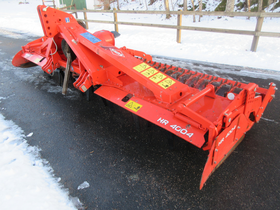 5538 Kuhn Power harrow 4m