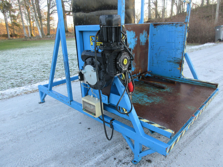 5553 EMVE box turner stationary electric