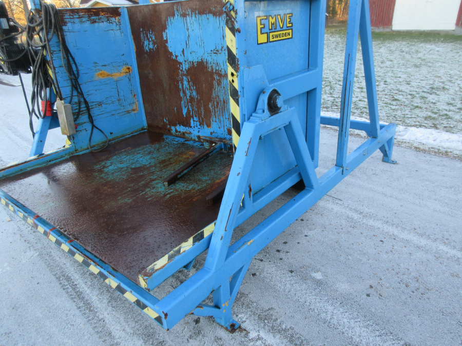 5553 EMVE box turner stationary electric