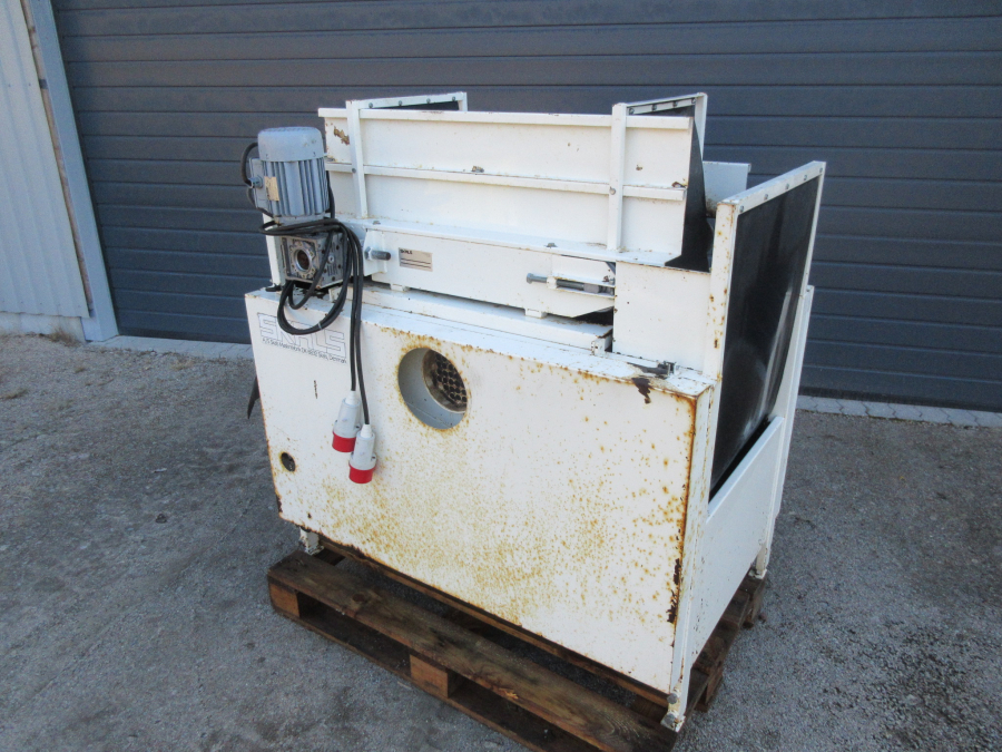 5580 Skals Bürstenmaschine BM608