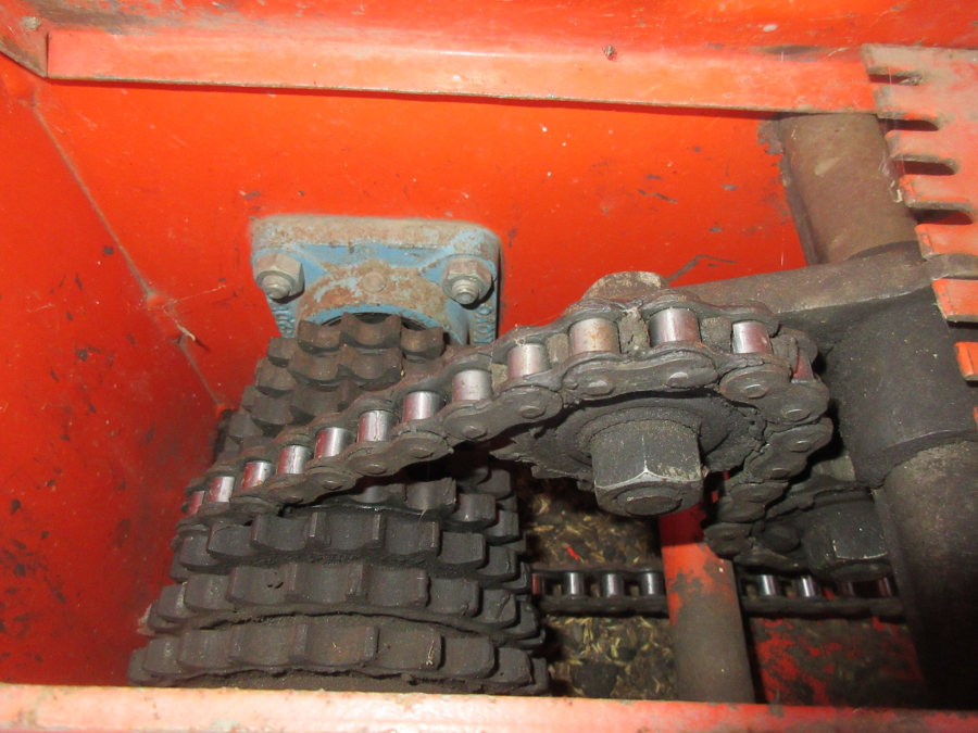 5594 Structural potato planter 2 row