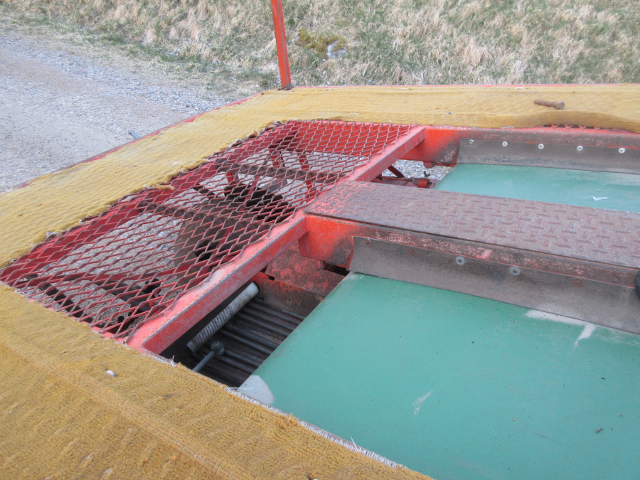 5594 Structural potato planter 2 row