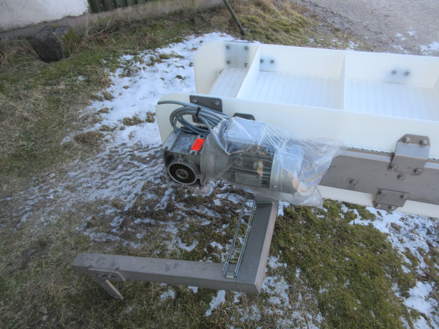 5598 Elevator 4000x350 mm Stainless steel