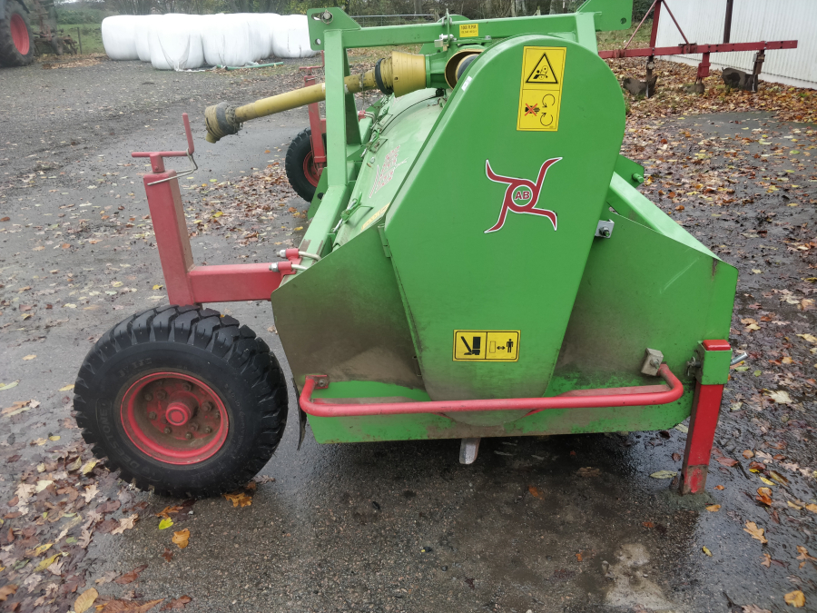 5604 Baselier haulmtopper 4x80 cm