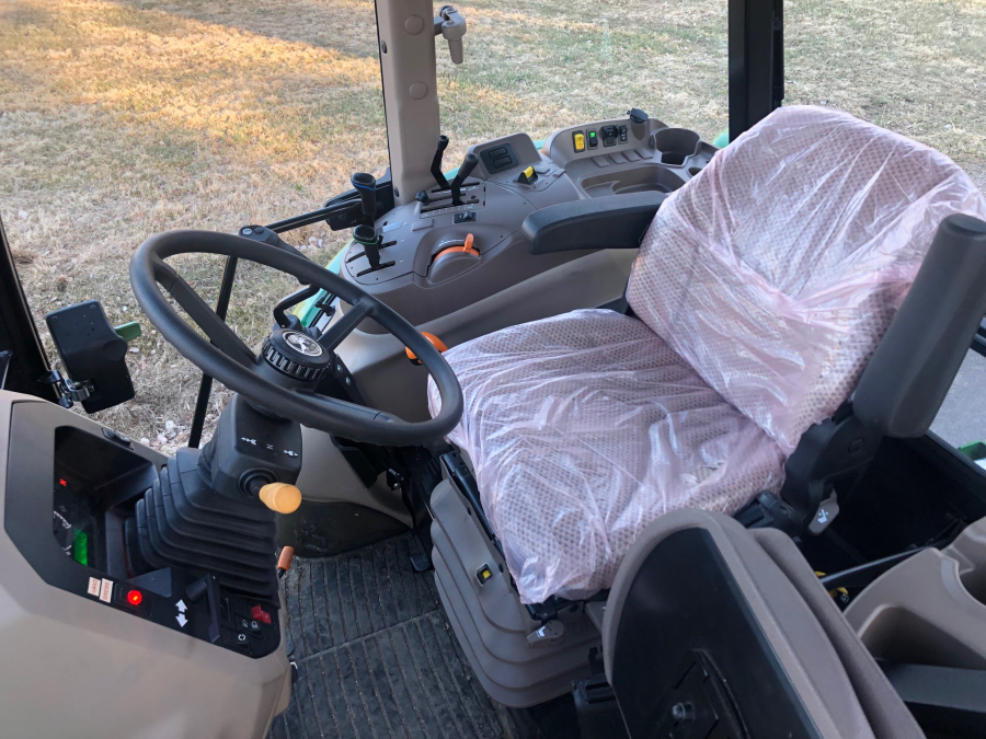 5619 John Deere 5075E Schlepper Traktor mit Frontlader
