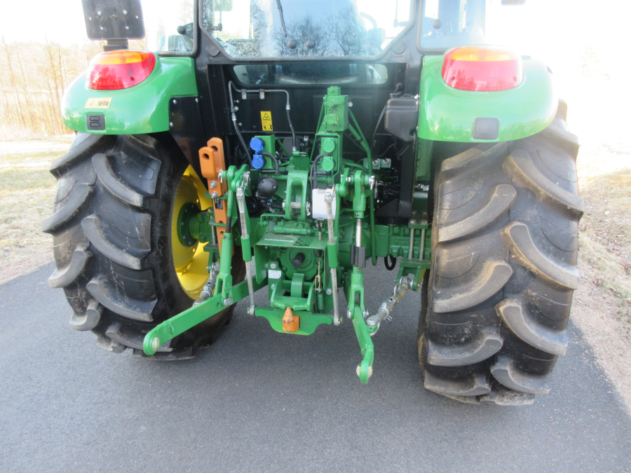 5619 John Deere 5075E Schlepper Traktor mit Frontlader