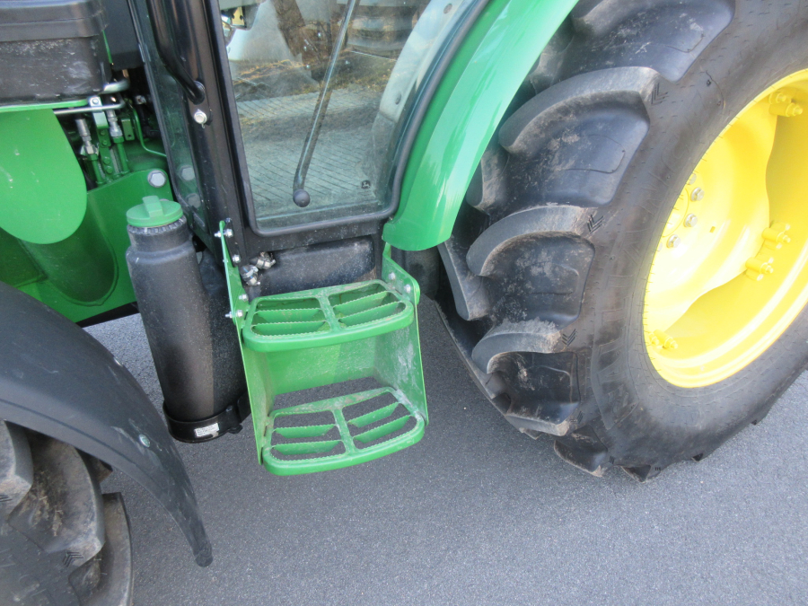 5619 John Deere 5075E Schlepper Traktor mit Frontlader