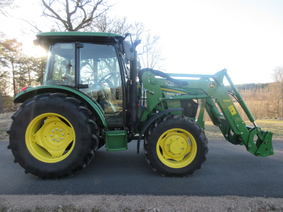 5619 John Deere 5075E Schlepper Traktor mit Frontlader
