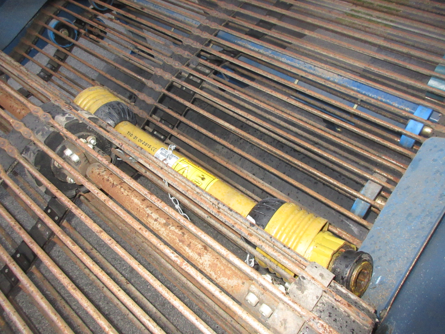 5648 Asa-Lift onion windrower WR-135