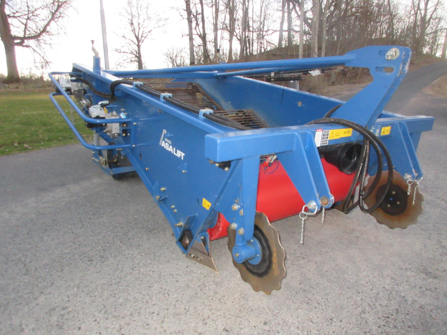 5648 Asa-Lift onion windrower WR-135