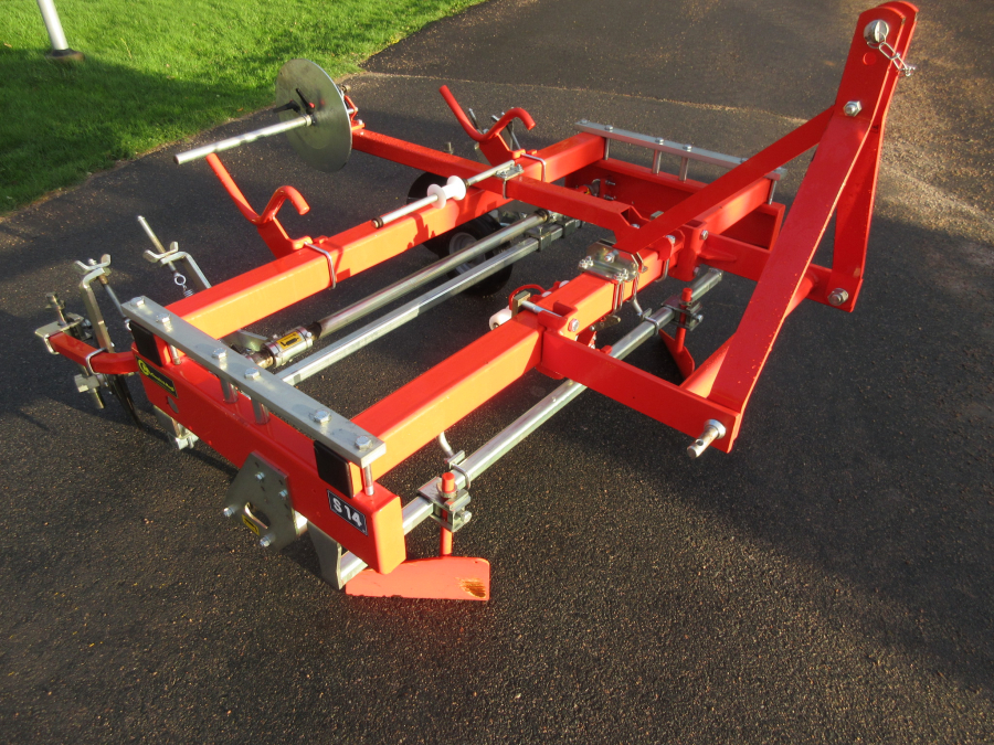 5650 Checchi & Magli Folienlegemaschine