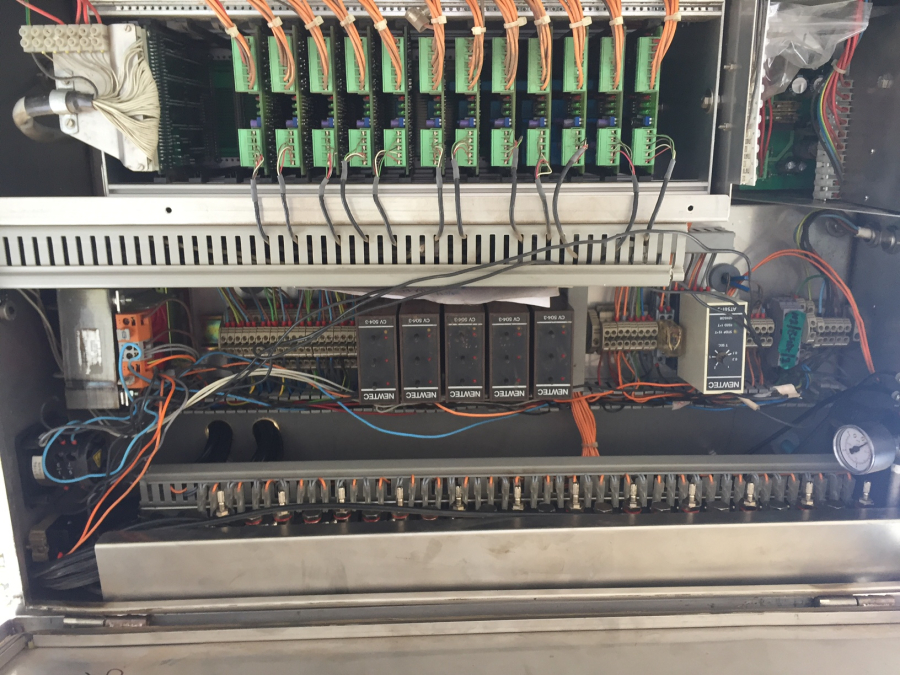 5658 Newtec 2012B linear weigher