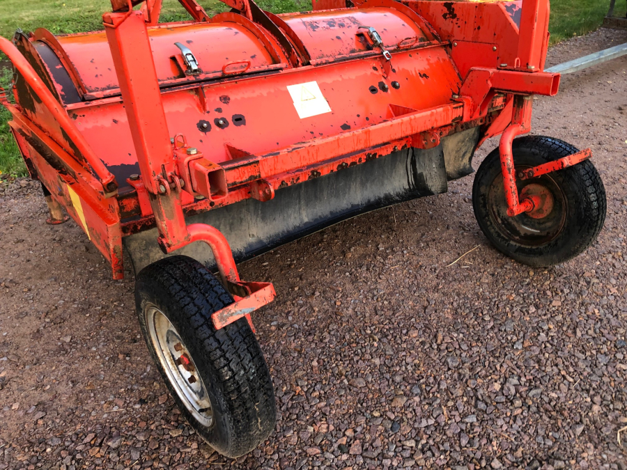 5670 Grimme haulmtopper 2 row