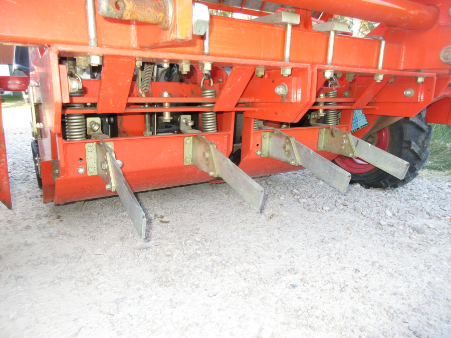5695 Checchi & Magli Wolf B27 Pflanzmaschine
